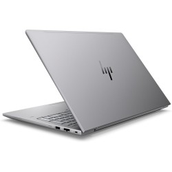 Laptop HP ZBOOK POWER 16 G11 16" 16 GB RAM 512 GB SSD Qwerty in Spagnolo AMD RYZEN 7 8840HS AMD Ryzen 7 8845HS NVIDIA RTX A1000