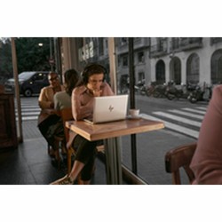 Laptop HP AD2Z9ETABE 13,3" intel core ultra 7 16 GB RAM 512 GB SSD